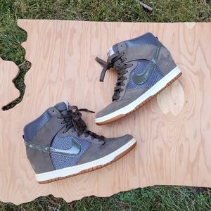 Nike Women's Dunk Sky High Mesh Woman's Size 8